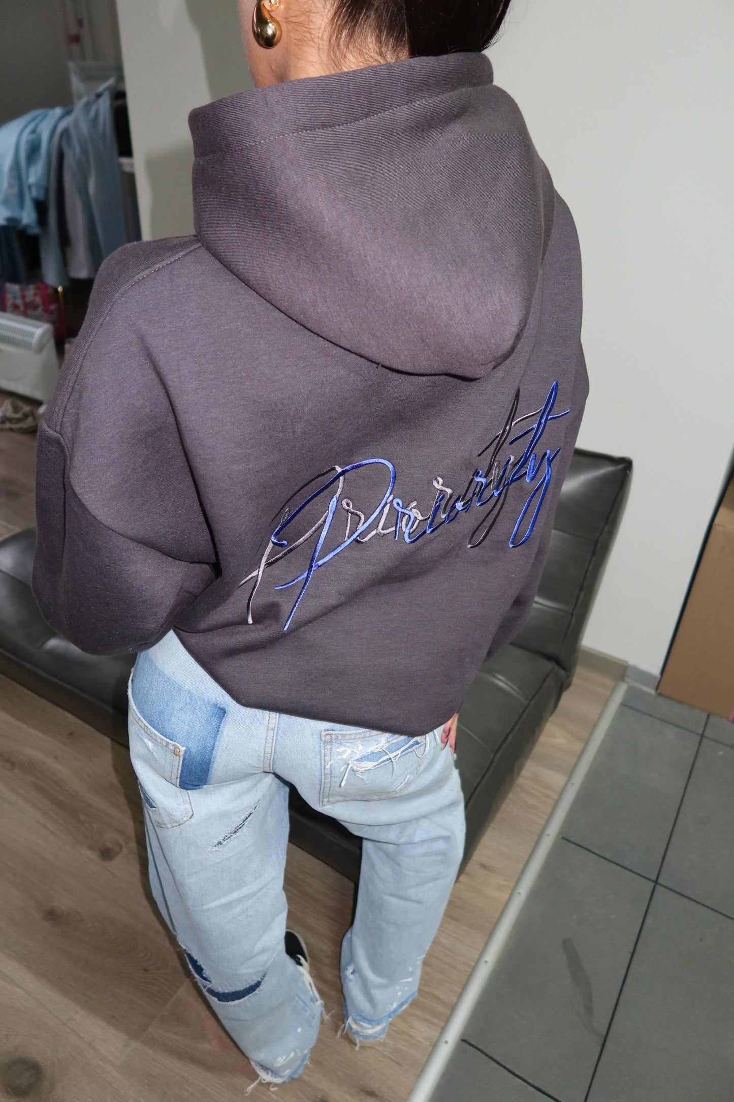 Priority signature hoodie - Donker grijs